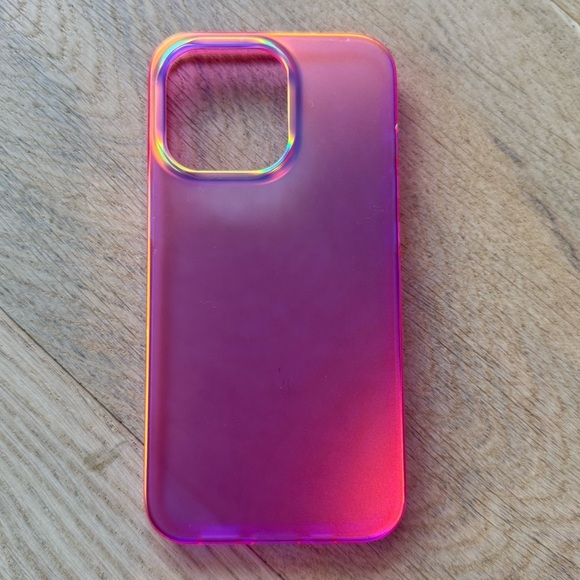 Like New! iPhone 13 Pro Case - Mirrored/Holo Pink - Picture 2 of 3